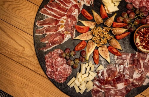 Canillas de Aceituno Bed & Breakfast | Olive & Ivy Guest House