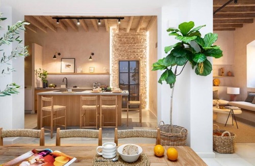 Triana House | OM Home