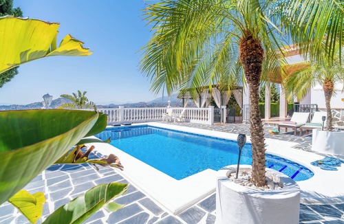 Torrox Villa | One-Level Mountain Villa: Spectacular Views, Pool & Hot Tub