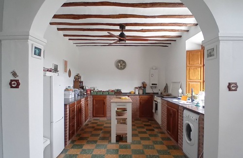 Castril Cottage | Orchard House with outdoor kitchen & stunning views (Pet Friendly)