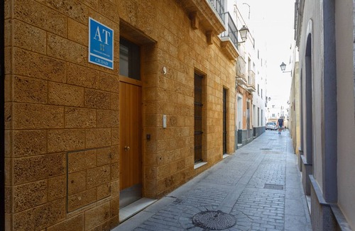 Old Town Apartment | Outdoor studio without terrace - BRUJULA by Cadiz4Rentals