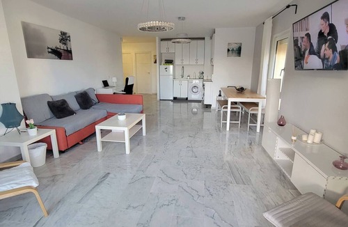 Torrequebrada Condo | Paint House Spacious Front Beach Seaview Golf Course exotic location Spacious