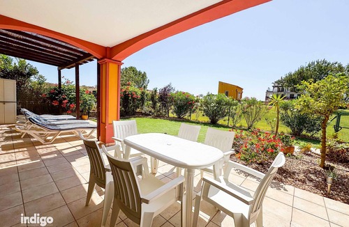 Costa Esuri Apartment | PAR001 Modern Garden Apartment
