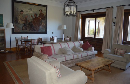 Navarredonda de Gredos Hotel | Parador De Gredos