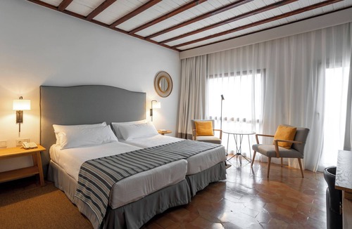 Mazagon Hotel | Parador De Mazagon