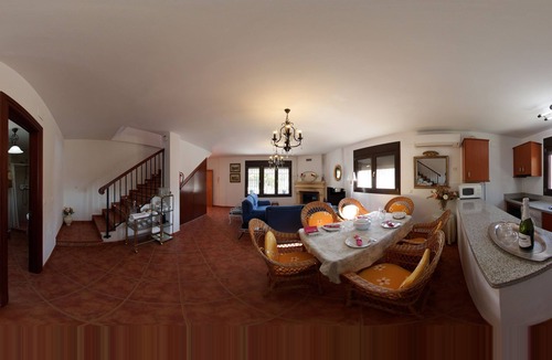 Conchar Villa | Parador del Silo (Alhambra, beach, snow and Alpujarra) Air Conditioning and Wifi