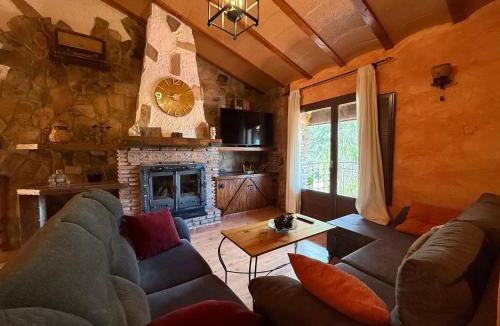 Benatae Cabin | Paraje el Serbal