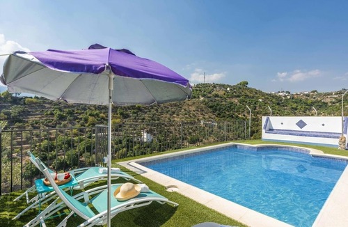 Yunquera Villa | Paraje La Revuelta Yunquera by Ruralidays