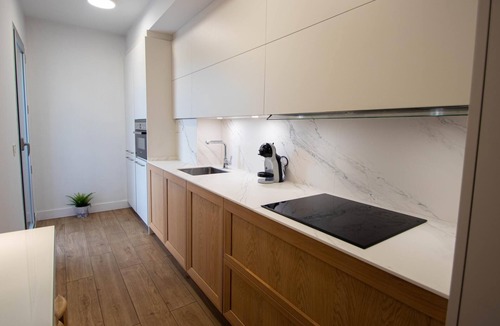 Figares Apartment | Parque de las Ciencias Apartment by A3Rentals
