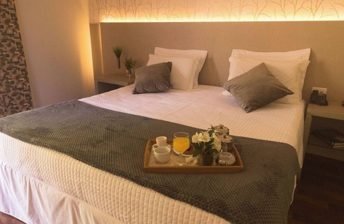 Foz do Iguacu Hotel | Peaceful & Comfortable | 3 Spacious Rooms Near Bird Park & Iguazu Falls