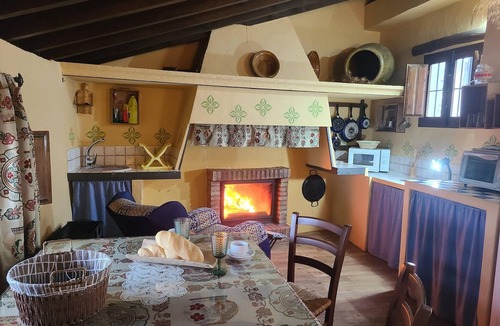 Algarinejo House | Peaceful Farmhouse Retreat