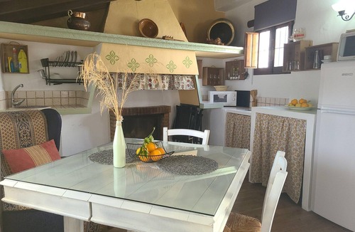 Algarinejo House | Peaceful Farmhouse Retreat