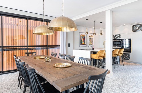 Malaga-Este Ski Chalet | Pedregal - Holiday Home in Malaga
