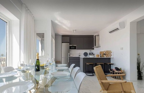 Pedregalejo Apartment | PEDREGALEJO Beach & City Premium
