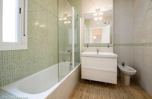 San Julian Apartment | Pelícano Seville Apartments