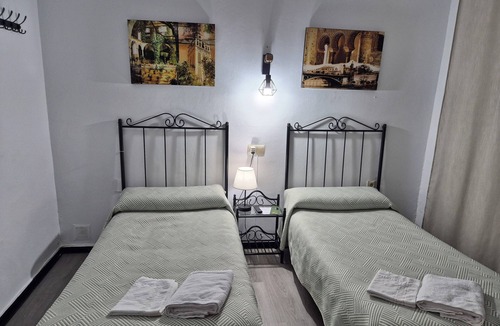 San Bartolome House | Pensión Javier