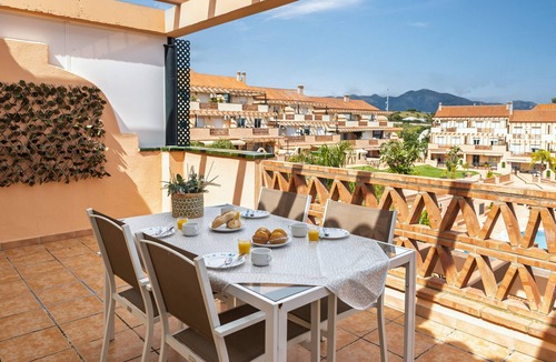 El Faro Apartment | Penthouse Sea Lookout by Alfresco Stays