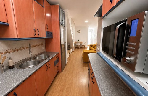 Parque Ayala House | Penthouse with bbq: Enjoy the sun and the beach 5 minutes walk! Ideal for families