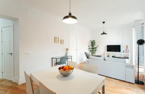Alameda Apartment | Peral Suite Sevilla