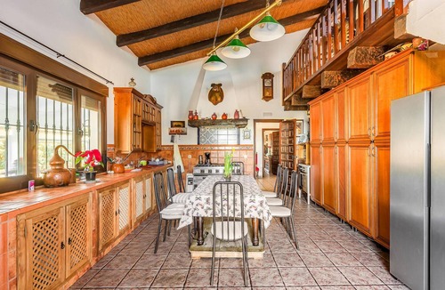 Valverde de Leganes House | Pet friendly home in Valverde de Leganés