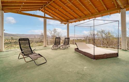 Algarinejo House | Pet Friendly Home In Algarinejo