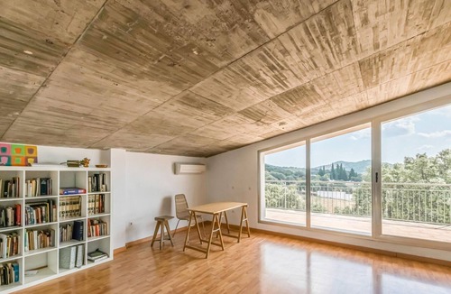 Villaharta House | Pet friendly home in Villaharta