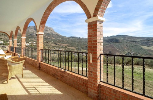 Periana House | Pet friendly home in Periana