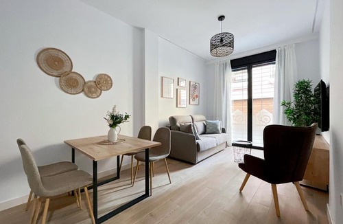 Perchel Sur Apartment | Picú Home