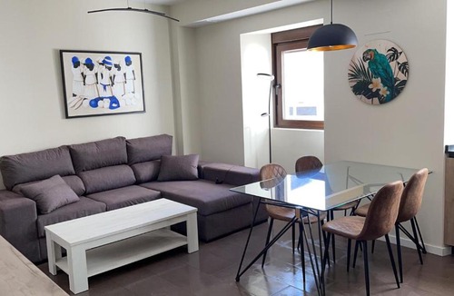 Jaen Apartment | Pilar8 - Bonito y céntrico apartamento con parking y Piscina