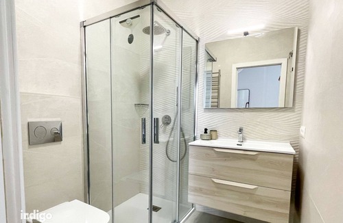 Ayamonte Bed & Breakfast | Pinta Beautiful Modern Suite within the centre of Ayamonte DAV02