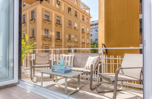 Ensanche Centro Apartment | Pinzon - Holiday home in Malaga