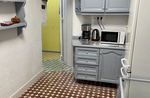 Camino de Ronda Apartment | Piso Amplio, Cómodo y Céntrico Para que Hagas Turismo a tu Ritmo
