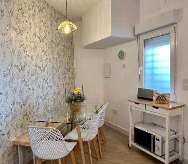 Zaidin Apartment | Piso céntrico helicóptero