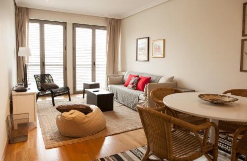 San Bernardo Apartment | Piso en el Centro Plaza de España