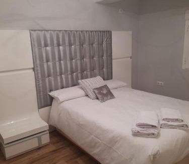 Angustias - Chana - Encina Apartment | PISO RONDA