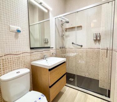 La Victoria Apartment | Plz de la Merced Apartamentos Solera