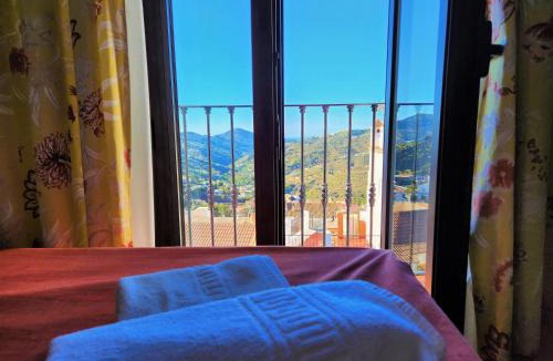 Canillas de Albaida Hotel | Posada La Plaza
