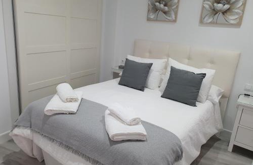 Medina-Sidonia Apartment | Precioso apartamento con patio interior.
