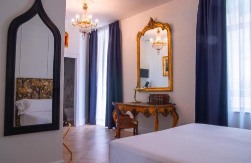 La Caleta Bed & Breakfast | Pries Homes La Casa Azul