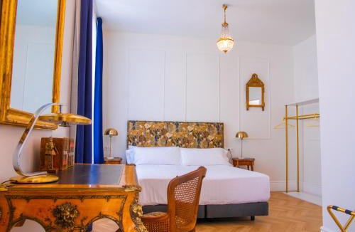 La Caleta Bed & Breakfast | Pries Homes La Casa Azul