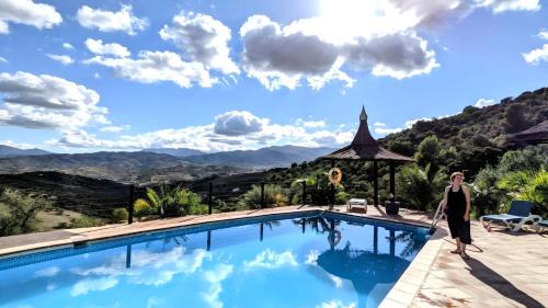 Alozaina Ski Chalet | Private chalet MI DUSHI with OPTIONAL private jacuzzi