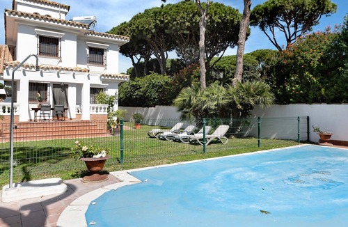 Los Gallos-Cerromolino Villa | Private Villa with Pool in Chiclana de la Frontera