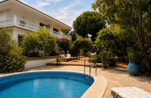 Pinos de Alhaurin House | Private ground-floor apartment with a pool just outside Málaga