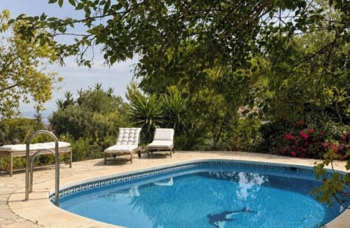 Pinos de Alhaurin House | Private ground-floor apartment with a pool just outside Málaga