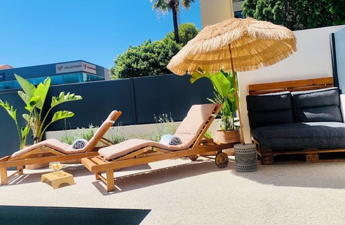 Bailen-Miraflores Villa | Private & heated Pool, free parking; gym and cinema ! In the centre of Malaga