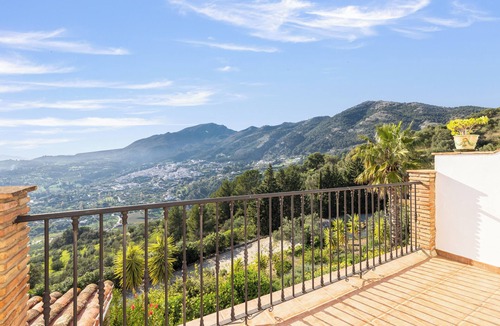 Casarabonela Villa | Private Hilltop Villa for 20 Guests · 9BR · Pool & Panoramic Views