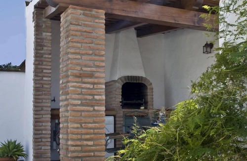 Conil de la Frontera House | Private pool, close to the beach and town, covered barbecue terrace, fly screens, Wifi - Casa Marinas -