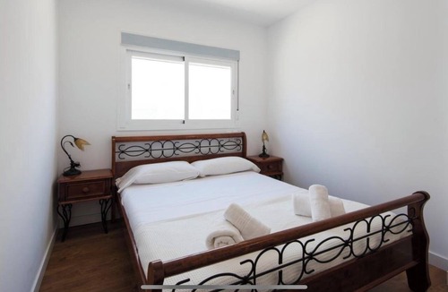 Torre de Benagalbon Ski Chalet | Private Villa Swimming Pool + Golf + Beach + Park