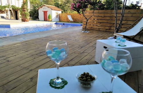 Barrio de la Vega Cottage | Private villa with a pool and barbecue. Special for Large Groups
