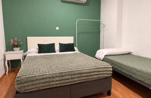 Granada City Center Apartment | Puentezuelas MiniHome